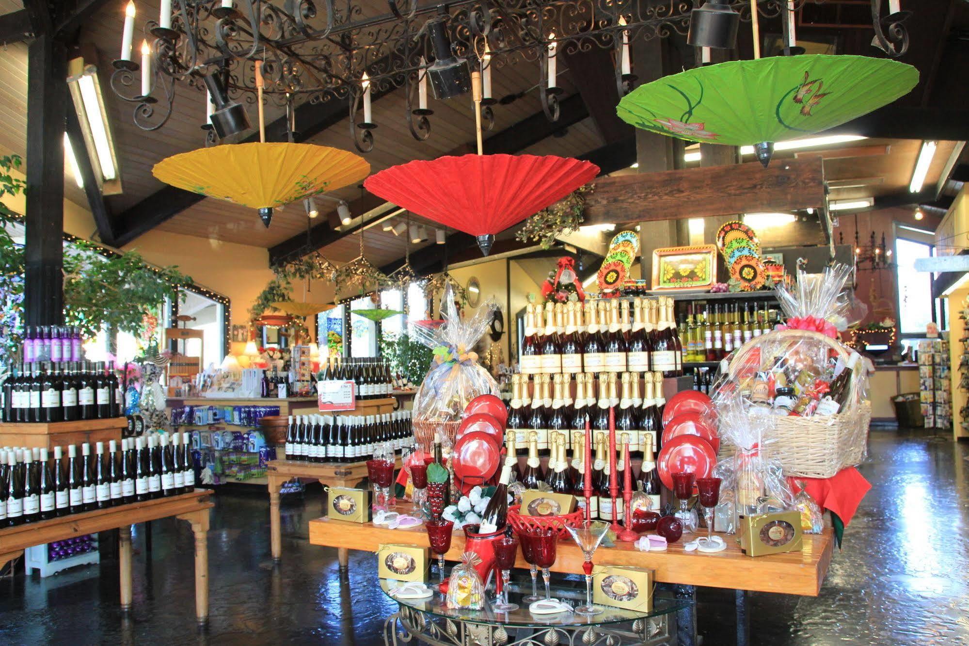 Casa De Fruta Cabins, Inn & Rv Park Hollister Ngoại thất bức ảnh